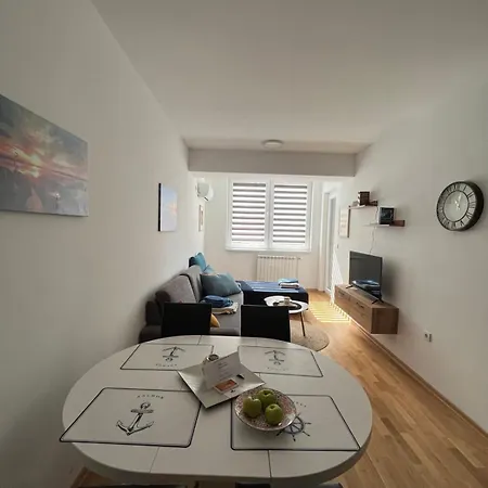 Golden Lux Apartments Szkopje Kültér fotó
